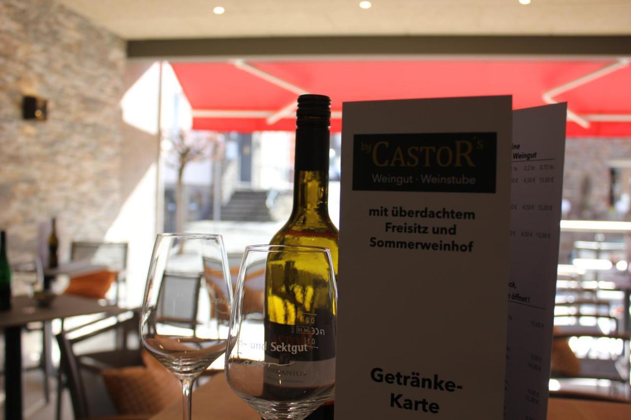 Hotel Weinstube Bycastors Treis-Karden Esterno foto