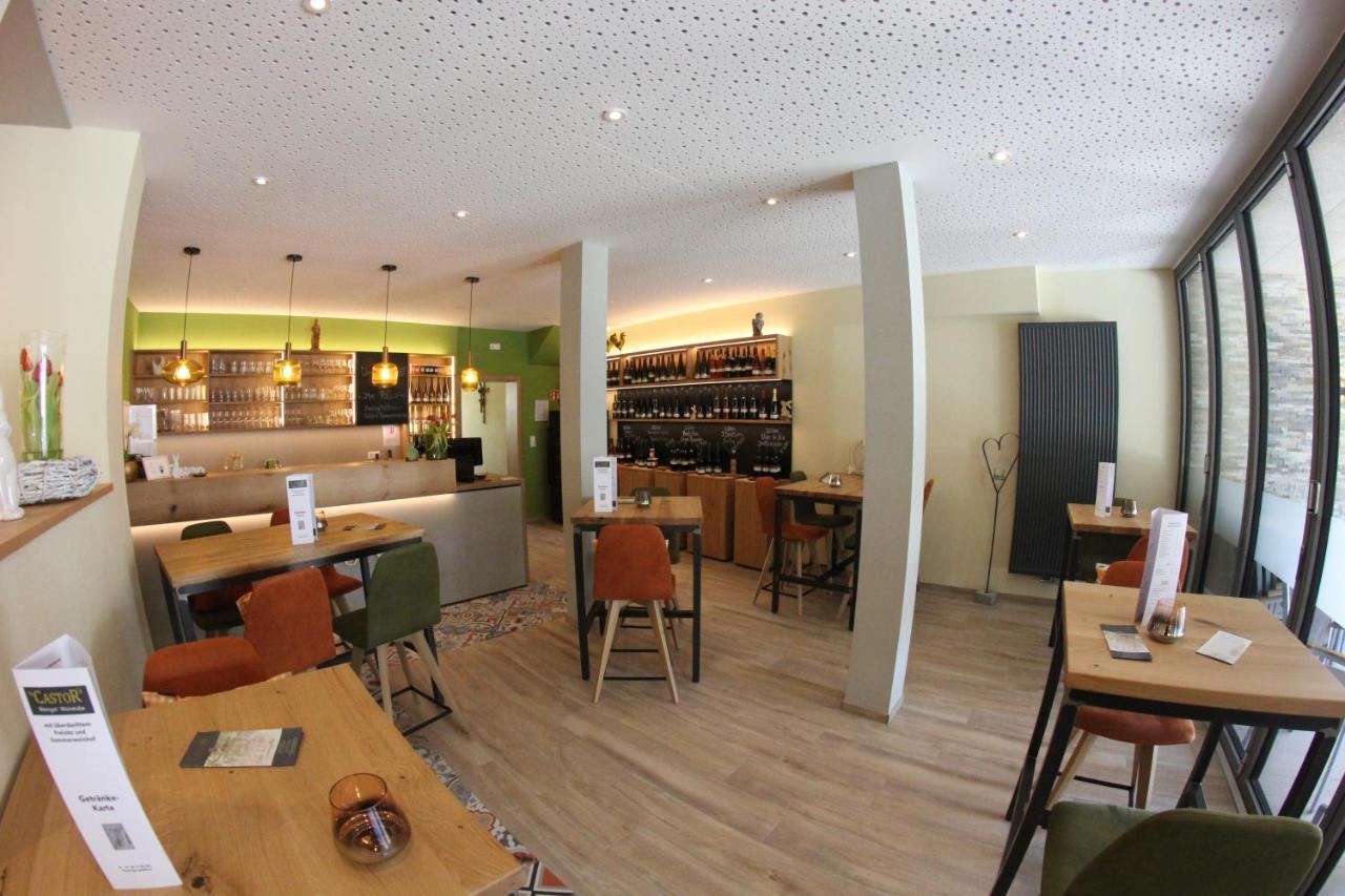 Hotel Weinstube Bycastors Treis-Karden Esterno foto